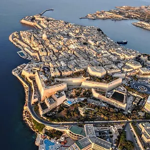 https://charming-rooms-with-a-seaview.qawrahotelsmalta.org