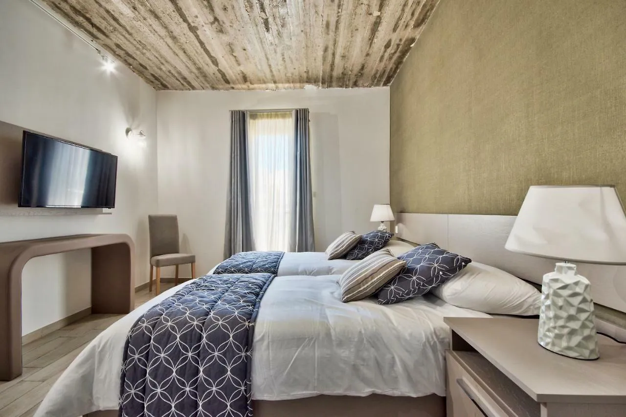 Cozy Rooms Hotel Sliema